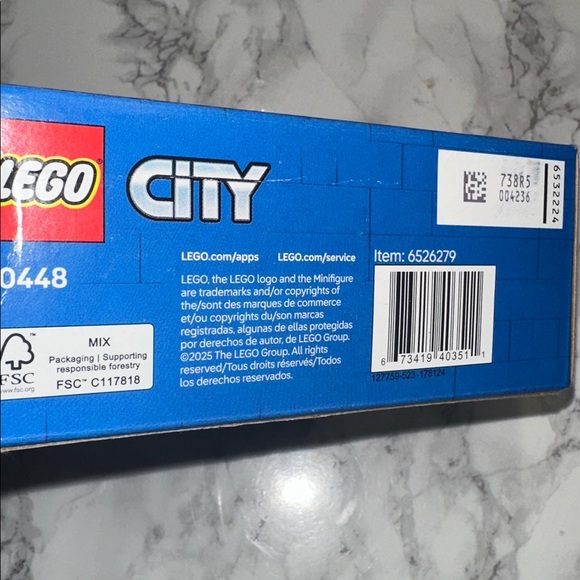 LEGO City Red and Black Sports Car Set - Picture 6 of 7